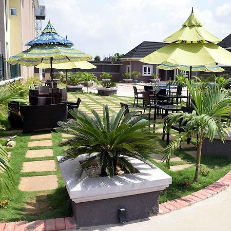 Westbrook Hotel Owerri Екстериор снимка